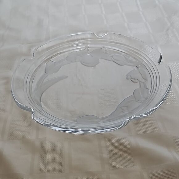 Clear Glass Floral Serving Tray 15"-15" - Picture 5 of 16
